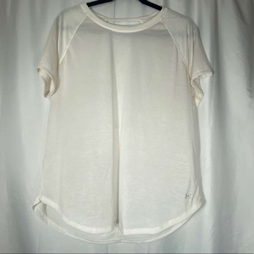 underarm our workout tee